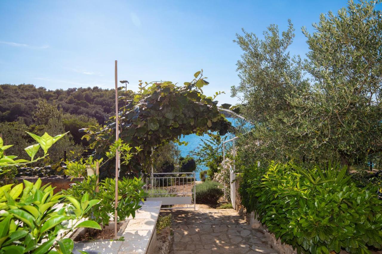 La Casa Ingrid - Couple'S Paradise Banjole Kültér fotó